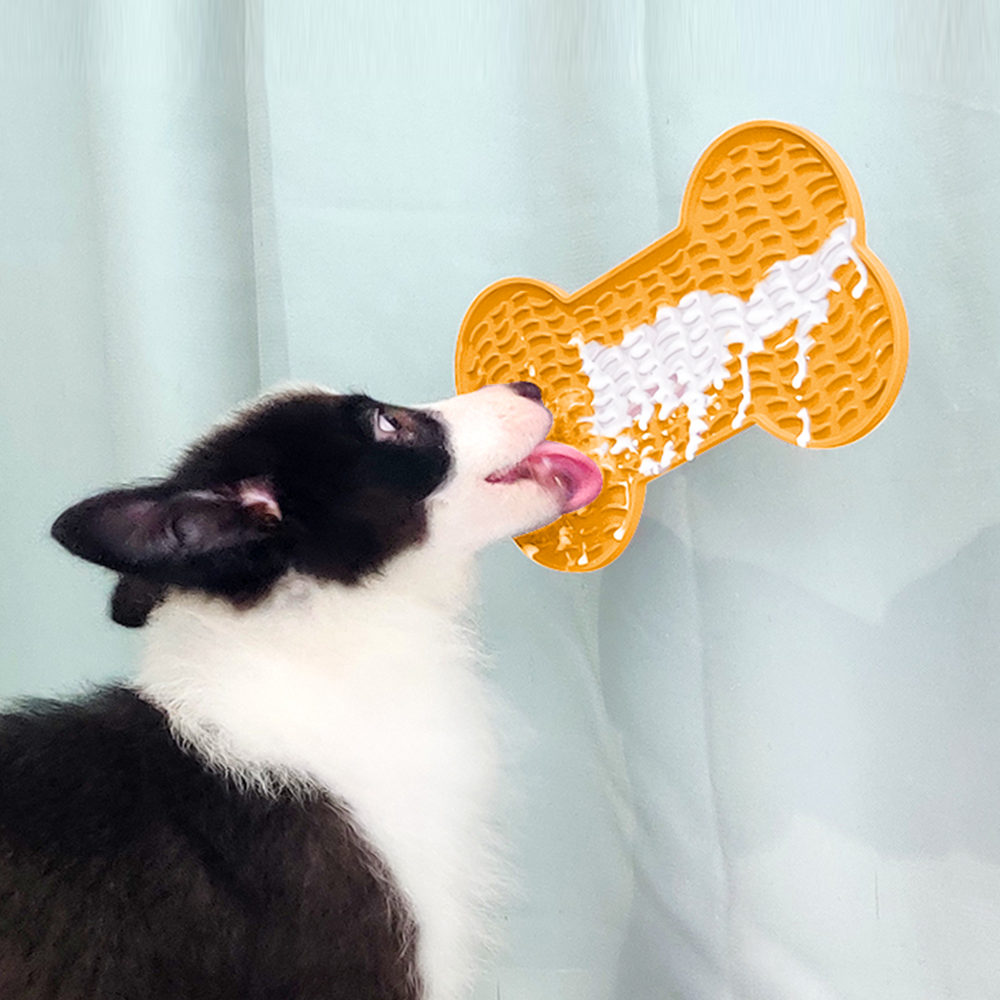 Bone-shaped silicone lick mat